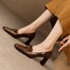 Mocasines de tacón grueso con lazo de piel de vaca texturizada 2024 Primavera puntera cuadrada para el trabajo, completamente de piel, boca profunda, de una sola capa para mujer