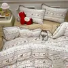 Lindo Juego de Cama de Cuatro Piezas de Gasa de Doble Capa de Algodón Acolchado para Hogar y Dormitorio, Adecuado para Todas las Estaciones