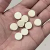 Contas Espaçadoras Pequenas em Forma de Coração com Frutas de Marfim Esculpido, Contas Esculpidas com Pó de Concha DIY Pulseira Colar Acessórios de Joia Atacado