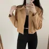 Chaqueta de gamuza simple y versátil estilo coreano para mujer, nuevo top corto de otoño e invierno con diseño único, chaqueta de nicho 17920