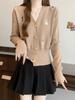 Cardigan Curto de Tricô com Bordado de Filhote e Gola V para Mulheres no Outono e Inverno, Nova Peça Solta e Versátil para Camadas
