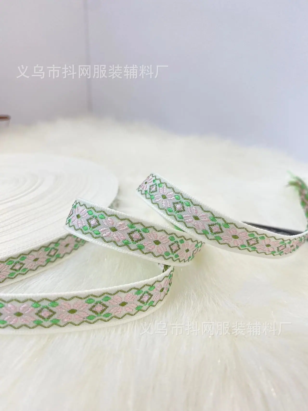 1.2cm提花刺绣织带