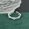 Anillo Abierto Sencillo de Encaje Calado Estilo Coreano para Mujer, Lujo Accesible, Circonita Microincrustada, Joyería Dulce Estilo Ins al por Mayor
