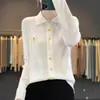 Cárdigan de punto de lana ligero bordado con cuello polo de manga larga, lavable, transfronterizo, hilo Yangzi, para mujer, corte ajustado con cuello de solapa.