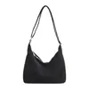 Bolso de gamuza de invierno 2026 nuevo diseño de moda versátil bolso de hombro cruzado casual gran capacidad para el trabajo bolso de axila