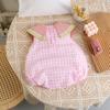 Bebê Menina Recém-nascida Verão Fofo e Doce Melancia Sem Mangas Xadrez Branco Rosa Triângulo Roupa para Engatinhar ao Ar Livre