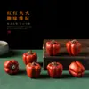Sándalo Rojo y Ardiente Arena de Sangre Piezas de Mano Ensambladas con Madera de Agarwood Rojo y Pimienta Verde Manualidades para Mesa de Té de Oficina Pequeños Adornos