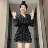 Nuevo Vestido de Otoño con Cuello en V para Mujer, Cuello Halter de Lunares, Mangas Abullonadas, Ceñido a la Cintura, Adelgazante, Elegante, Vestido Corto Estilo Commuter, Transfronterizo