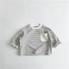 Roupa Infantil Masculina e Feminina para Primavera e Outono Camiseta Estilo Western para Bebê Infantil Personalizada Tendência Cor Color Block Listrado Camisa Base Japonesa Top