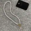Colar Feminino Coreano Elegante e Requintado Super Brilhante com Pingente Quadrado de Zircônia Pérola Brilhante Excelente Fivela Ot Corrente para Clavícula Luxo Acessível Colar de Alta Qualidade