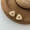 Brincos de Nó Concêntrico Escovado Estilo Hong Kong Agulha de Prata para Mulheres, Design Único de Alto Padrão, Estilo Minimalista de Nicho