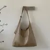 Bolsas Femininas Transfronteiriças 2025 Novo Estilo Bolsa Tote de Ombro de Grande Capacidade, Porta-Moedas Estiloso e de Alta Qualidade, Bolsa Casual de Axila