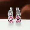 Nuevos aretes ovalados transfronterizos con incrustaciones de zirconia de diseño exclusivo, que ofrecen una sensación de lujo ligero de alta gama, aretes versátiles y elegantes para mujer