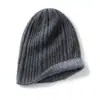 Novo Chapéu de Lã Tricotada de Caxemira Outono e Inverno Unissex Quente Proteção para Orelhas Gorro Padrão Torcido Estilo Coreano