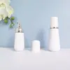 En stock botella cónica blanca de espuma de 60 ml, botella espumadora de PET para mousse de 100 ml, dispensador portátil de espuma facial