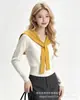 Suéter de tricô estilo xale com blocos de cor para mulheres, nova coleção outono/inverno, macio e confortável, design justo, elegante e valoriza a silhueta, perfeito como camada interna ou suéter