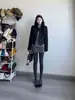 Conjunto pequeño de alta gama estilo petit bourgeois, hombro normal, chaquetita estilo Chanel, otoño para mujer, falda corta, atuendo con alto sentido de la inteligencia, estilo chica rica