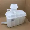 Depósito de agua original de fábrica para el antiguo Wuling Hongguang. Depósito de agua auxiliar para Hongguang S. Depósito de agua para refrigerante y agua de enfriamiento