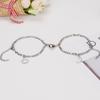 Moda Europea y Americana Más Vendida Tendencia Simple Sol y Luna Aleación Magnética Pulsera de Relación a Larga Distancia Regalo para Mejor Amigo Joyería