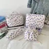 Bolsa de Cosméticos Acolchada de Gran Capacidad Floral de Cuatro Piezas Almacenamiento Portátil Forro Estuche para Lápices de Algodón Cierre de Cordón Set de Viaje de Cuatro Piezas