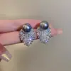 Brincos de Pérola e Diamante Folha Acessíveis de Luxo Retrô Europeus e Americanos para Mulheres Design Exagerado da Moda Brincos Personalizados Brincos Únicos