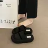 Sandalias de punta abierta, versátiles negras de suela gruesa para aumentar altura sin cordones para mujer, para uso exterior en verano, nuevo estilo de moda 2026, adecuadas para combinar con faldas