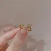 Acero de titanio sin decoloración microincrustado pequeño diamante anillo de por vida para amantes novias luz lujo mujeres