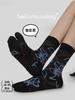 85890 Calcetas de Mujer Zhuji Otoño/Invierno Sin Costuras Estampado Floral Tridimensional de Punta Dividida a Media Pantorrilla Calcetas de Algodón de Dos Dedos para Otoño