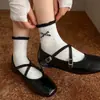 Meias novas de outono, meias fofas estilo japonês com estampa de urso de desenho animado e laço, meias de cano médio, acessórios versáteis, meias femininas, Little Tea Life
