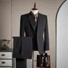 Traje de Alta Gama para Hombre Soporta Comercio Exterior, Hecho de Mezcla de Tencel y Lana Merino en Tejido de Sarga Fina, Estilo Lujo Ligero Ropa Formal de Negocios