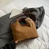 Bolsa de Mão Tendência Design de Nicho Bolsa Saco 2025 Nova Moda Tendência Feminina Nova Casual Retro Bolsa Transversal