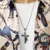 Haiteng joyería acero inoxidable vintage Cruz Manos juntas oración fundición personalidad titanio acero colgante collar