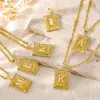 Corrente Figaro de Aço Inoxidável Transfronteiriça com Pingente Quadrado Vazado de 26 Letras Banhado a Ouro Unissex Pingente de Letra Personalizado