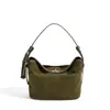 2026 Nova Bolsa de Balde Manual de Alto Brilho Outono/Inverno, Bolsa de Ombro de Luxo Leve de Alta Qualidade, Bolsa Transversal de Design Exclusivo de Nicho