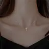 Colares Transpassados Japoneses e Coreanos de Venda Quente Transfronteiriços Europeus e Americanos para Mulheres, Design Simples de Nicho, Pingente Estilo Cool, Corrente para Clavícula