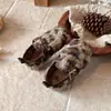 Zapatos Peludos Estilo Coreano para Niñas con Estampado de Leopardo Nuevas Llegadas Otoño/Invierno 2026 Mocasines Cálidos de Terciopelo Plus para Bebés Zapatos de Algodón para Exteriores para Niños