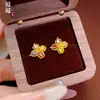 Pendientes de Trébol Picado Chapados en Oro de Latón, Diseño de Nicho, Pendientes de Trébol de la Suerte Coloridos Elegantes de Lujo Ligero para Mujer