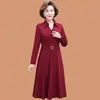 Elegante y moderno vestido de color liso con cuello de polo abotonado y manga larga para mujer, nuevo estilo de otoño, falda larga de línea A que ciñe la cintura, transfronterizo