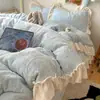 Conjunto de Cama Quatro Peças Estilo Princesa de Inverno Renda Veludo Leite Capa de Edredom Flanela Coral Espessa Lençol Conjunto Três Peças