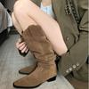 Combina con un Traje Pequeño~ Botas Largas Retro de Cuero Genuino Nuevo Estilo Otoño e Invierno 2026 Gamuza de Piel de Vaca Completa Botas Arrugadas de Tacón Grueso y Punta Cuadrada para Mujer