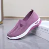 Sapatos Femininos Verão Novos Casuais Temu Fábrica Transfronteiriça Solado Macio Respirável Moda Sapatos de Mãe Tênis Feminino Dropshipping