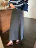 Falda larga de punto gris estilo coreano con retazos y detalle en el dobladillo para mujer, otoño, de alta gama, fluida, estiliza la figura, elegante, casual, línea A