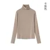 La nueva colección de otoño e invierno de Dirolan presenta una camiseta interior básica de cuello alto, una camiseta interior clásica versátil de color liso de cachemir mousse, hecha a medida para mujer