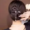 Grampo de Cabelo Vintage Outono/Inverno 2026 Estilo Coreano Clipe Torcido de Cabelo de Alta Qualidade Acessório de Cabelo Simples Elegante Ornamento de Cabelo Versátil para o Dia a Dia
