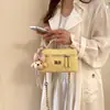 Bolsa Pequena de Bordado com Diamantes para Mulheres 2026 Nova Moda Versátil Bolsa Transversal com Corrente Bolsa de Mão Exquisita Super Popular Bolsa Quadrada Pequena