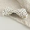 Pinza de plátano con lazo de lunares blancos y negros para mujer, pinza para coleta alta, antideslizante, pinza de garra versátil, accesorio de pelo de alta calidad