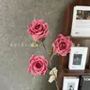 Flores Artificiales Rosa Cappuccino de 3 Cabezas Decoración de Salón de Bodas Escena Arreglo Floral Flores Decorativas Accesorios para Fotografía Venta al por Mayor