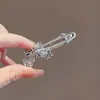 Pinza suave para flequillo, pinza para el cabello versátil y elegante, pinza de mariposa de cristal exquisita y lujosa con clip de pico de pato, pinza elegante para flequillo lateral