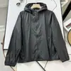 Nueva Camisa Deportiva con Capucha de Seda Fina para Hombre Primavera 2025 Ropa de Protección Solar para Hombre Chaqueta para la Piel