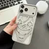 Funda de teléfono Hollow Clown para iPhone 17 Pro Max con Spray de Aceite, Agujero de Refrigeración Apple 16, Cubierta Protectora Mate 15